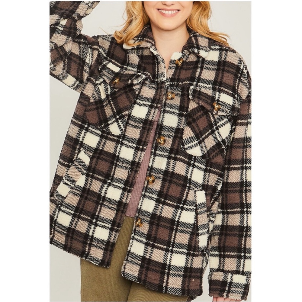 WOMENS PLAID BUTTON DOWN SHACKET - Picture 6 of 6